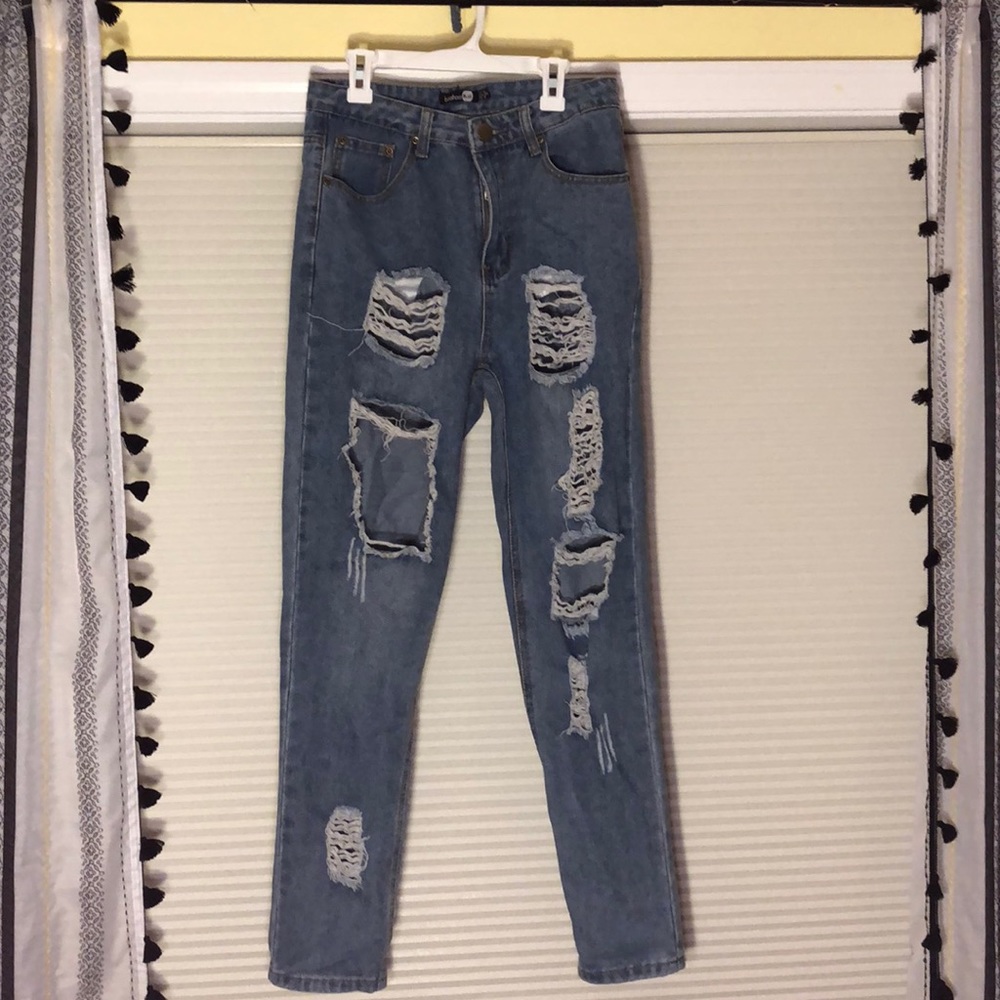 Ripped high waisted jeans (never worn)